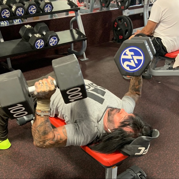 Meet your Posher, Ronald - Picture 5 of 8